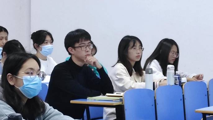 说明: C:\Users\Ad Chen\Desktop\IMG_20211111_225737.jpgIMG_20211111_225737